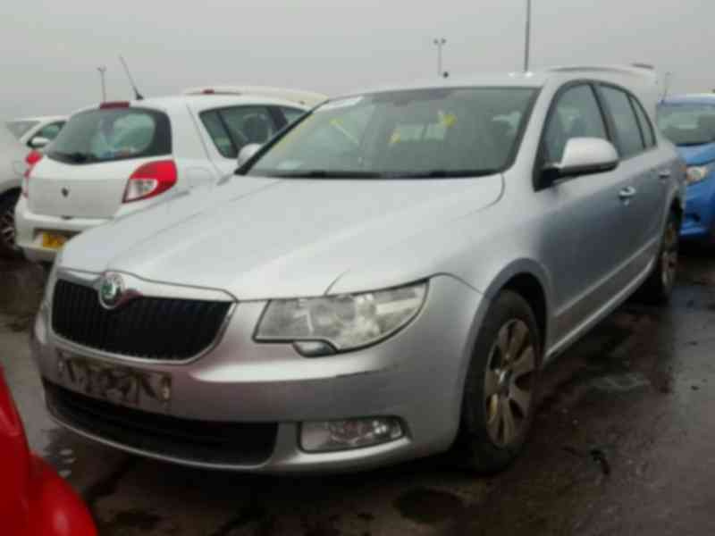 Vindem piese de interior Skoda Superb (3T4) 2.0tdi, CFF