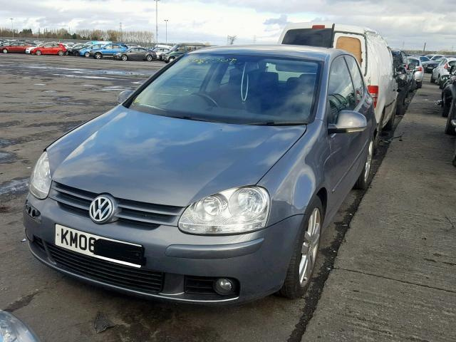 Vindem piese de interior Vw Golf 5 (1K1) 2.0 tdi BKD din dezmembrari