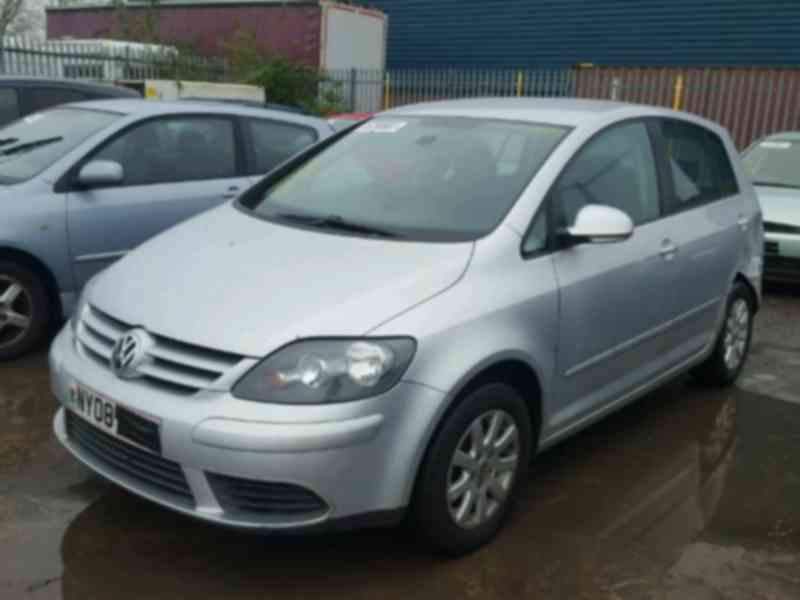 Vindem piese de interior Vw Golf Plus 1.4benzina
