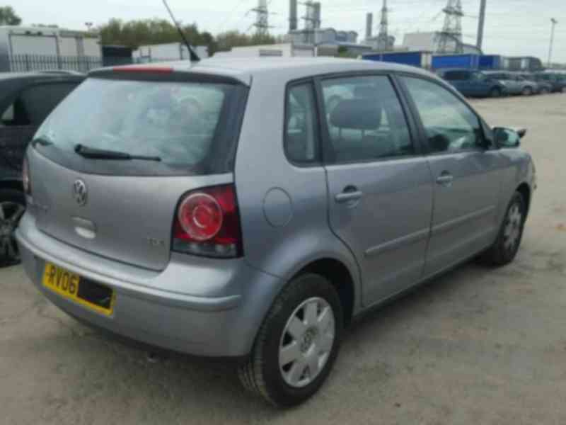 Vindem piese de interior Vw Polo (9N) 1.4tdi