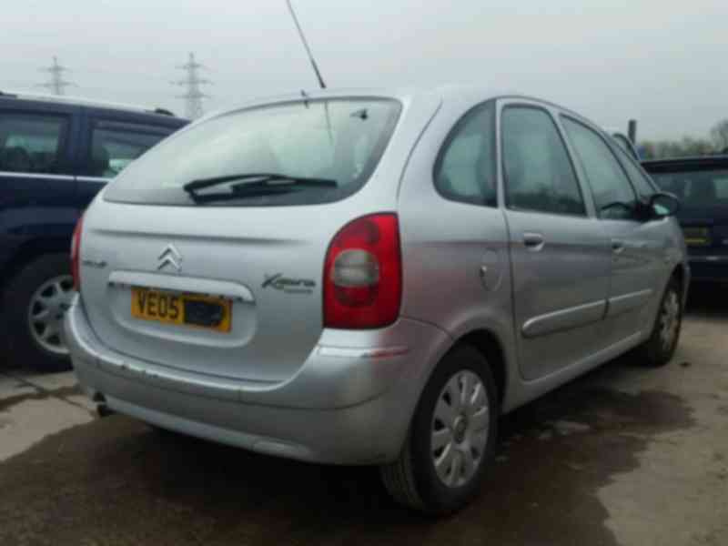 Vindem piese de suspensie Citroen Xsara Picasso (N68), 2.0 HDI, RHY
