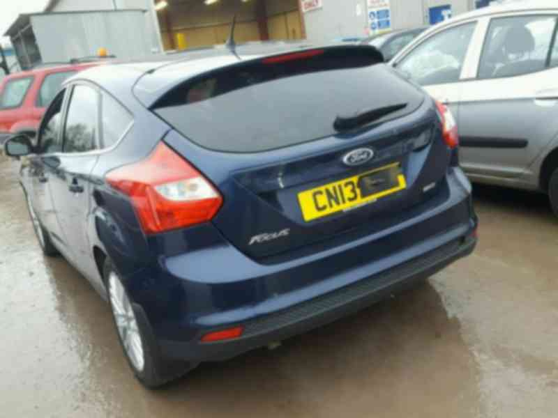 Vindem piese de suspensie Ford Focus 3, 1.0benzina