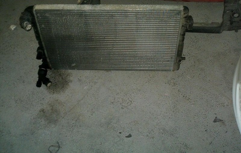 Vindem Radiator Apa Skoda Octavia Tour 1 4 16v 75 De Cai