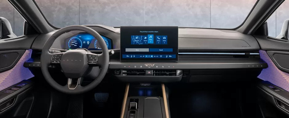 Vine in Europa ca sa se bata cu BMW Seria 5, Audi A6 si Mercedes E-Class. Noua masina japoneza de lux ia forma unui coupe cu patru portiere si pana la 343 de cai putere. Cum arata in realitate Vine in Europa ca sa se bata cu BMW Seria 5, Audi A6 si Mercedes E-Class. Noua masina japoneza de lux ia forma unui coupe cu patru portiere si pana la 343 de cai putere. Cum arata in realitate