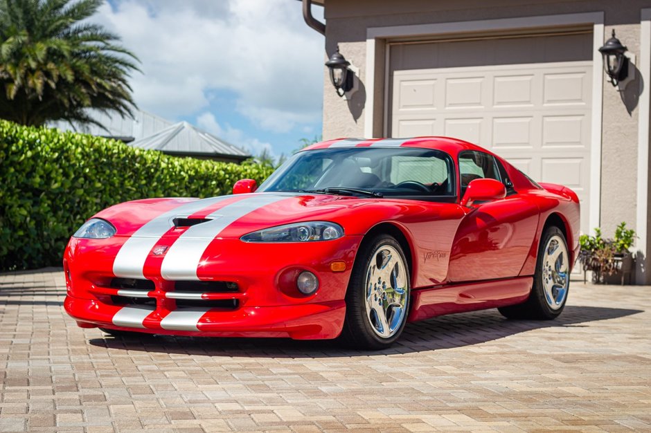 Viper GTS cu 1.421 de kilometri la bord