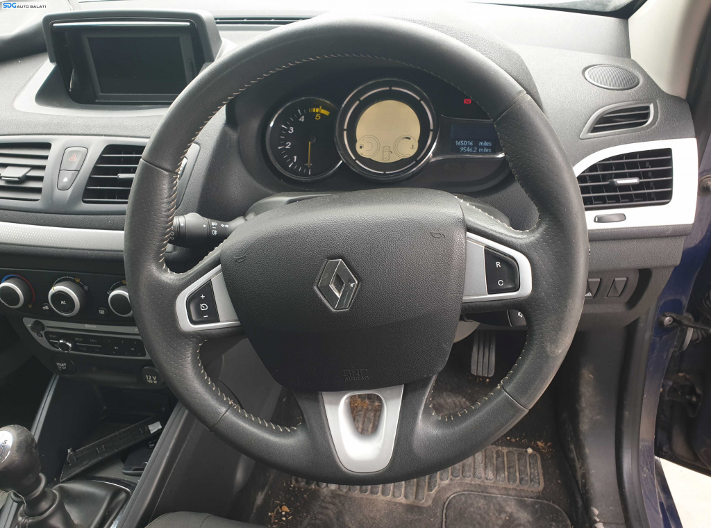 Volan 3 Spite Piele cu Comenzi FARA Airbag cu Uzura Renault Megane 3 2008 - 2016 [K6281]