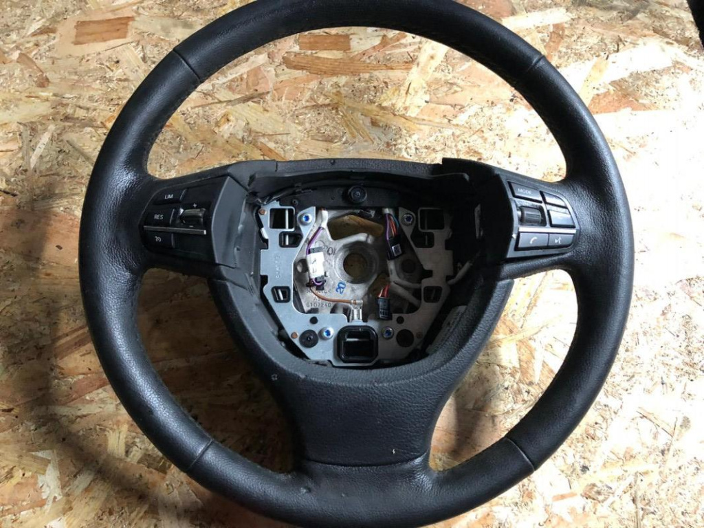Volan 6102240 BMW Seria 5 F07/F10/F11 [2009 - 2013]