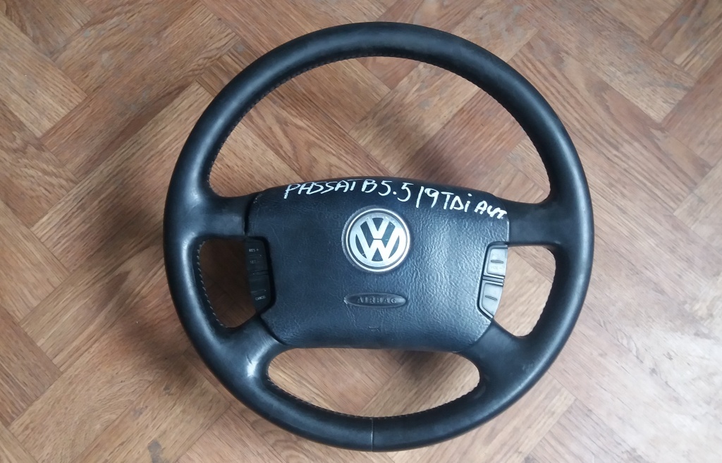 Volan cu airbag si comenzi, Volkswagen Passat B5.5, fabr. (2001 - 2005)