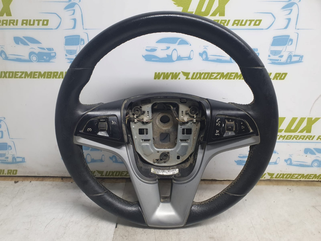 Volan cu comenzi 307824199p10-aa Chevrolet Orlando [2010 - 2015]