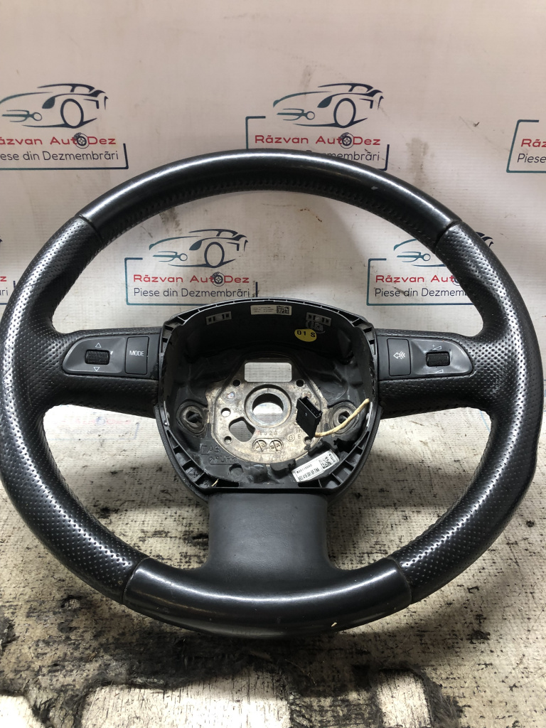 Volan cu comenzi Audi A4 B7 2008