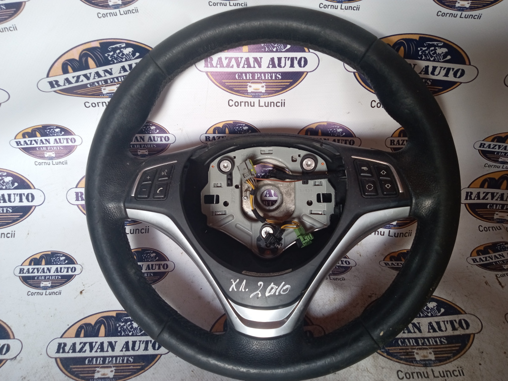 Volan cu comenzi BMW X1 2010