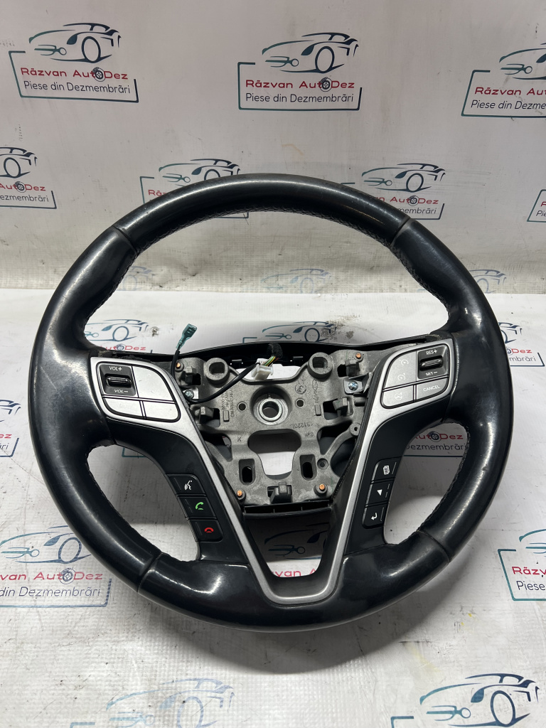 Volan cu comenzi Hyundai Santa Fe 2015, CU UZURĂ