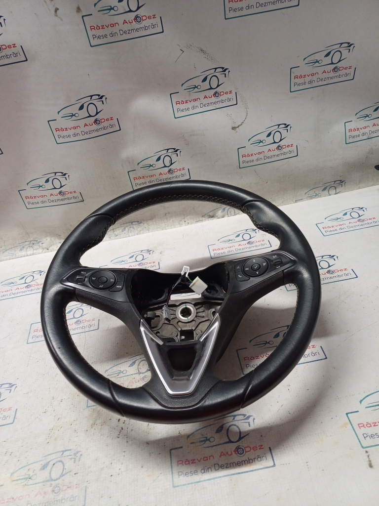Volan cu comenzi Opel Crossland X 1.2 Benzina 2018, 39097355