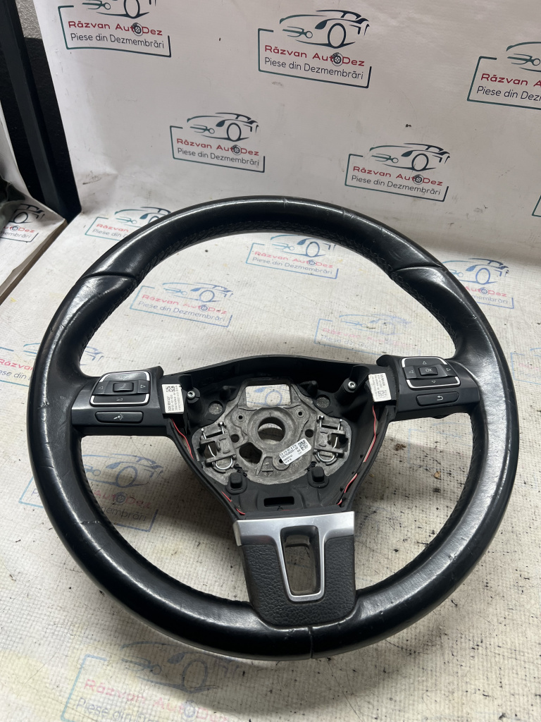Volan cu comenzi Volkswagen Passat CC 2008, CU URME DE UZURA