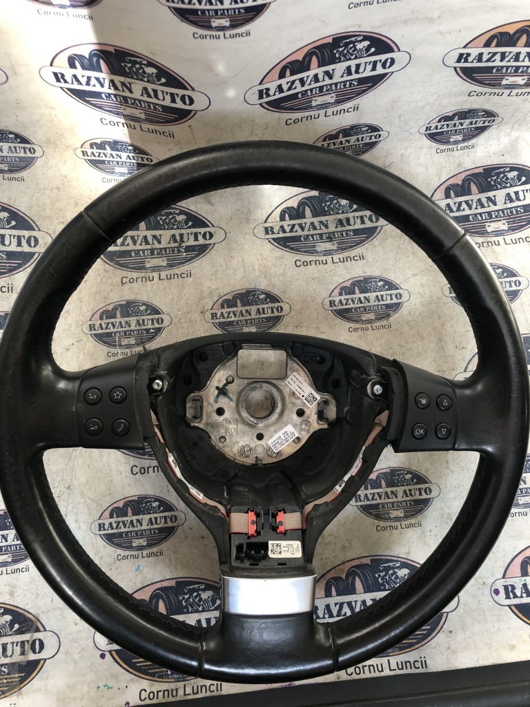 Volan cu comenzi Volkswagen Tiguan 2008