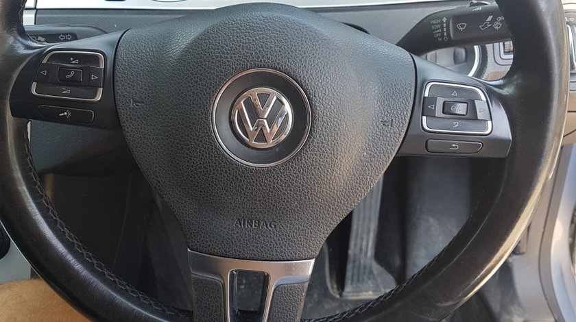 Volan cu comenzi vw passat cc