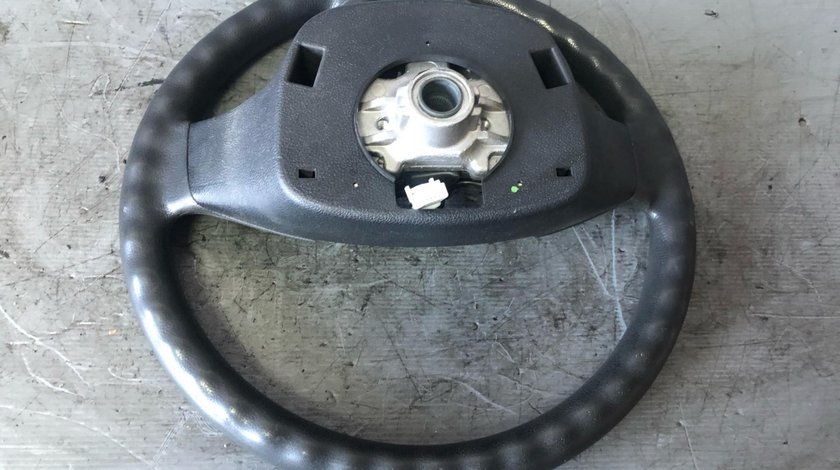 Volan din piele cu comenzi hyundai i20 56118-1j700