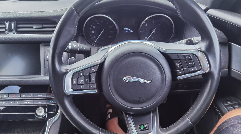 Volan fara airbag jaguar xe 2.0 d an 2017