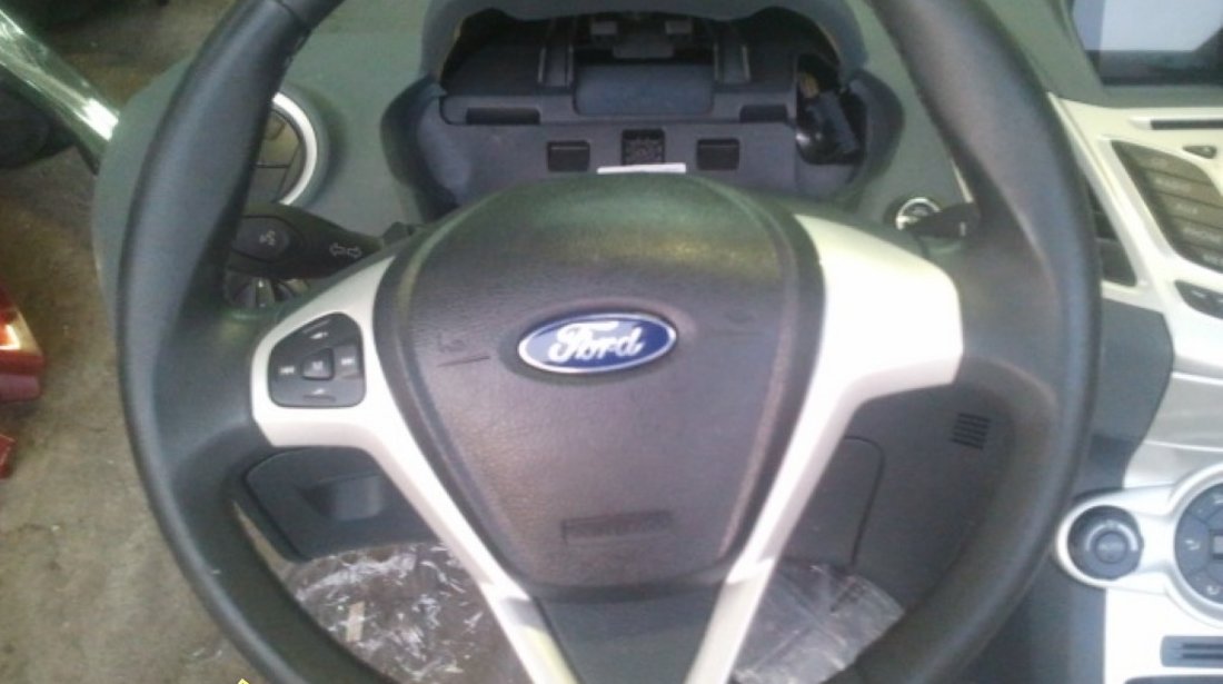 Volan ford fiesta 2010