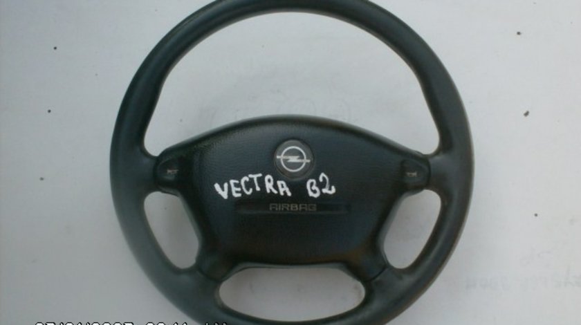 Volan Opel Vectra B; an de fabricatie 1998-100 lei.