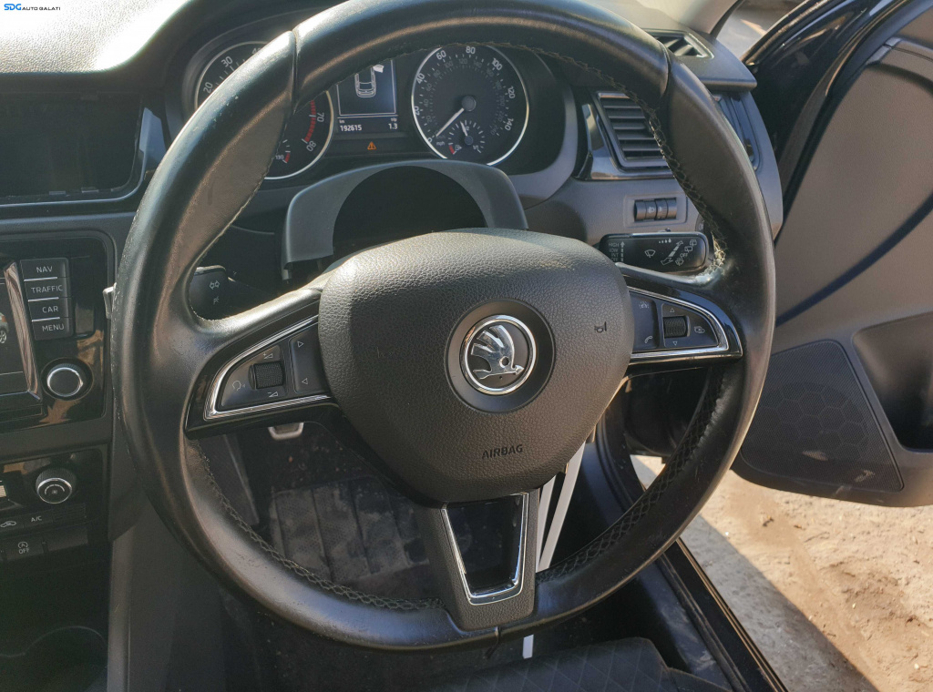 Volan Piele 3 Spite cu Comenzi FARA Airbag Skoda Rapid 2012 - 2017 [K4393]