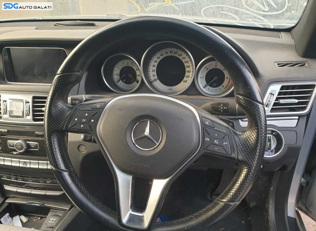 Volan Piele 3 Spite FARA Airbag cu Comenzi si Padele AMG Mercedes Clasa E Class W212 E180 E200 E220 E250 E300 E320 2009 - 2016 [C9285]