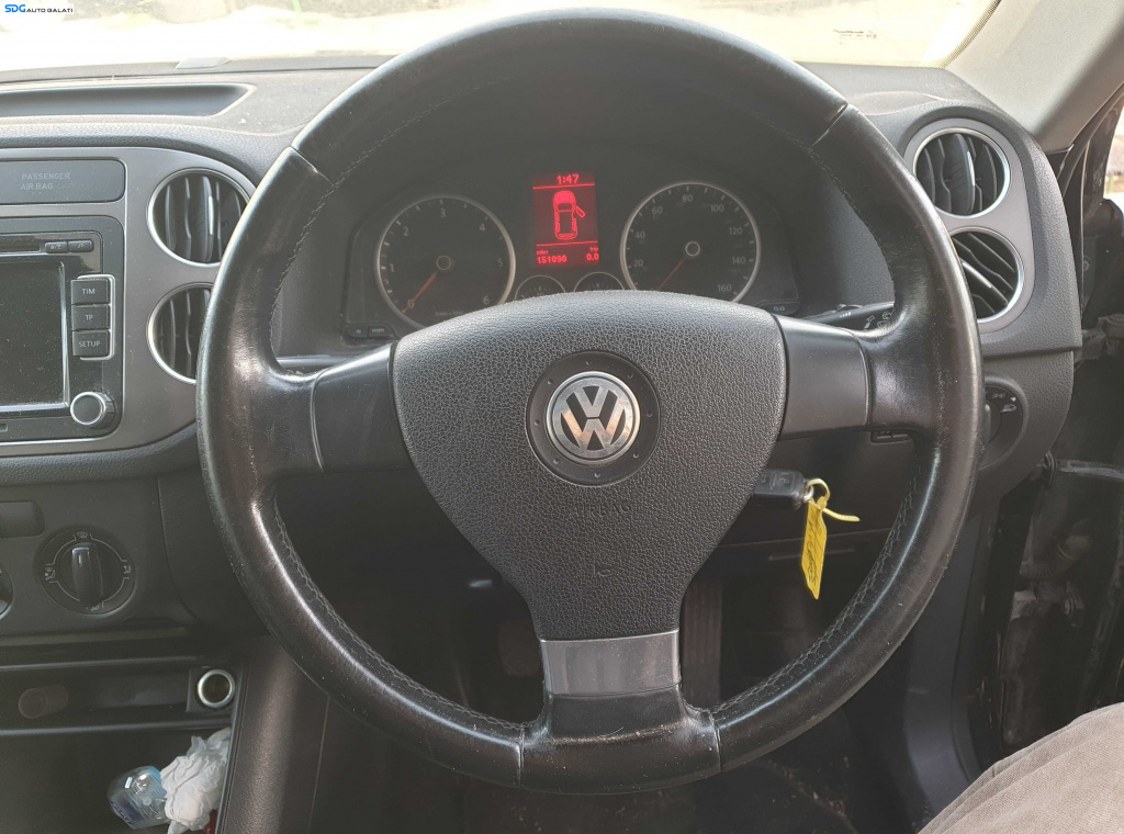 Volan Piele 3 Spite Volkswagen Tiguan NFL Non Facelift 2007 - 2011 [K1100]