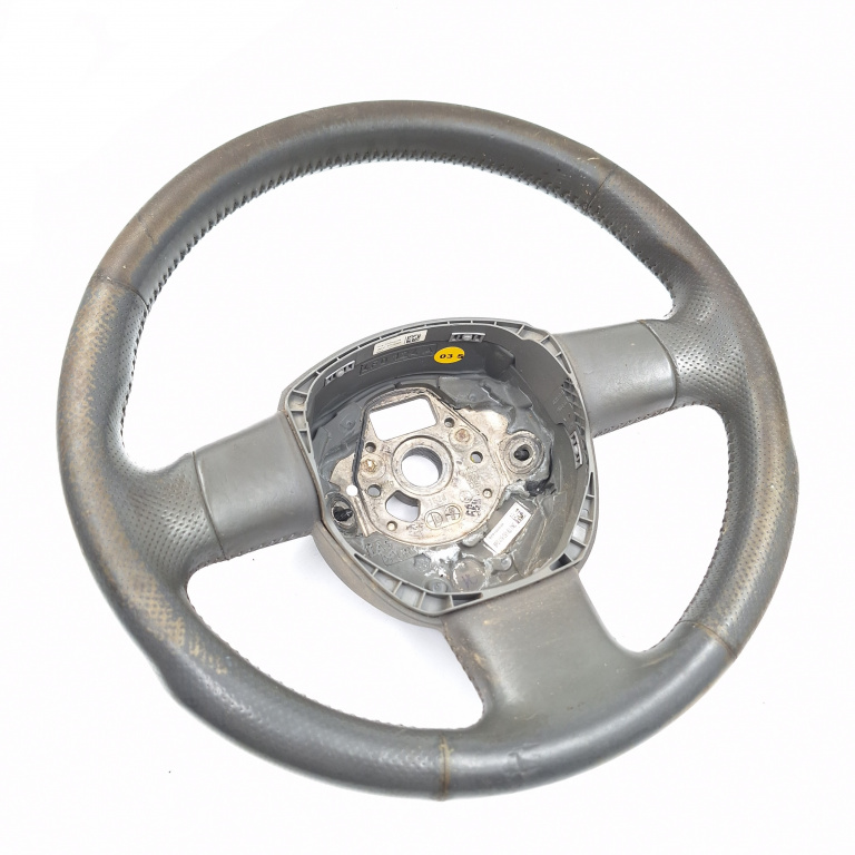 Volan Piele Audi A4 B7 (8E) 2004-2008 2.0 Tdi 16V Blb Motorina Usoare Urme De Uzura 8P0419091Bj, 62010003B, 61711343800, 4F0124A Trw