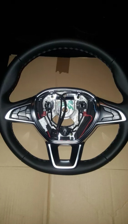 Volan piele cu comenzi Dacia Logan 2 MCV 2017 NOU