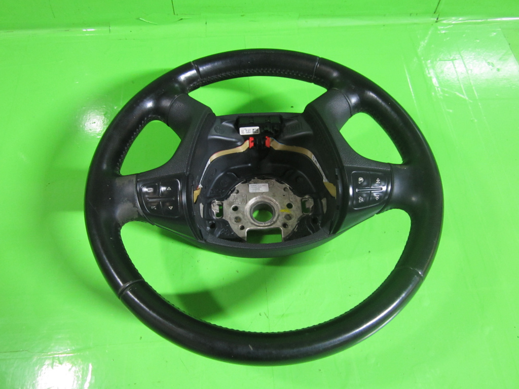 VOLAN PIELE CU COMENZI FARA AIRBAG SKODA OCTAVIA II FAB. 2004 - 2013 ⭐⭐⭐⭐⭐