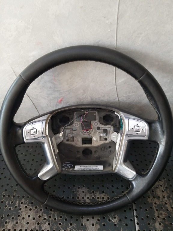 Volan piele cu comenzi ford s max wa6 6m2t14k147bh p8m2t14k147aa