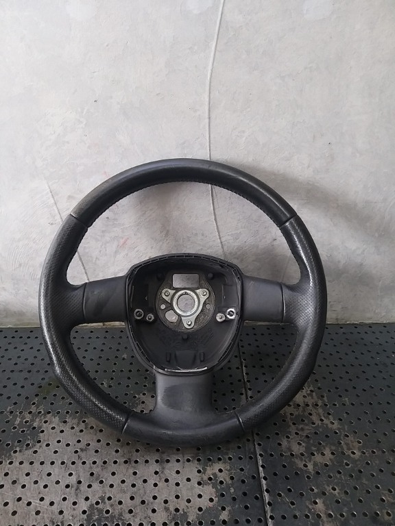 Volan piele in 3 spite audi a3 8p 8p0419689a