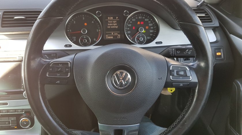 Volan Piele in 3 Spite cu Comenzi VW Passat CC 2008 - 2012