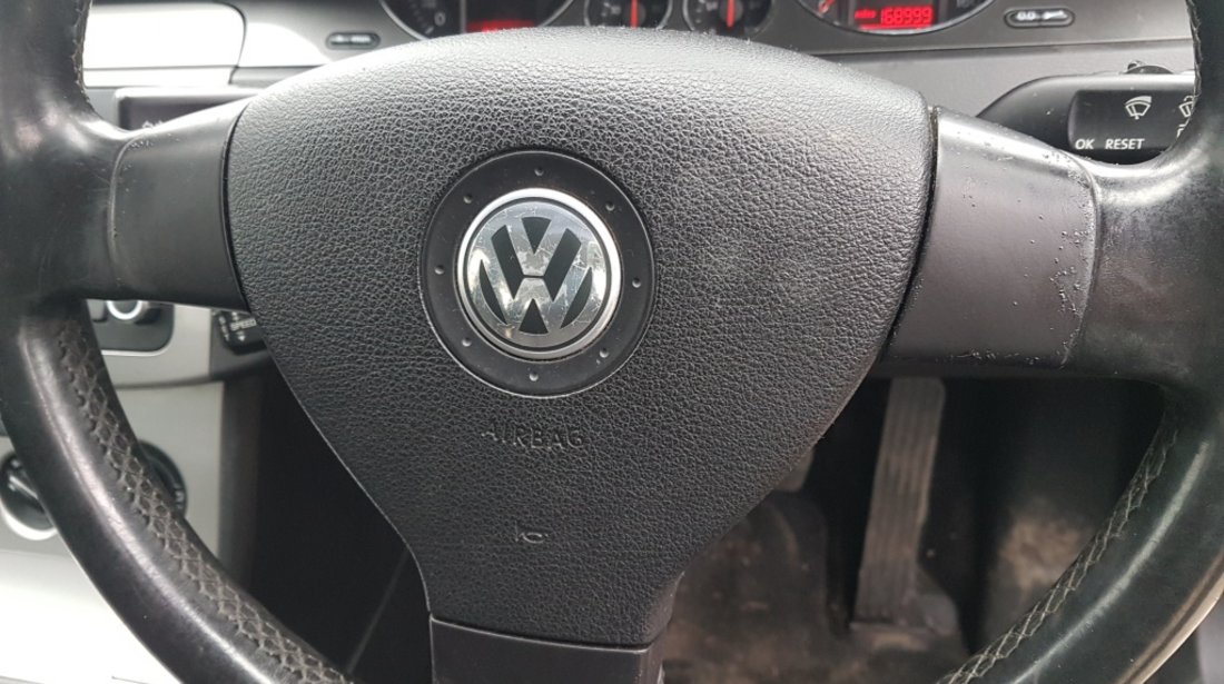 Volan Piele In 3 Spite Fara Comenzi VW Passat B6 2005 - 2010