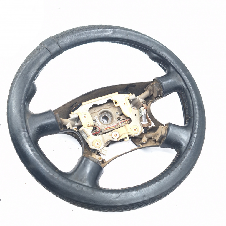 Volan Piele Nissan X-Trail (T30) 2001-2007 2.0 4X4 Qr20De Benzina Usoare Urme De Uzura 484V02, 484-V02