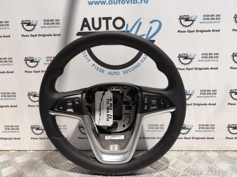 Volan piele perforata reconditionat Opel Astra J 2009-2012