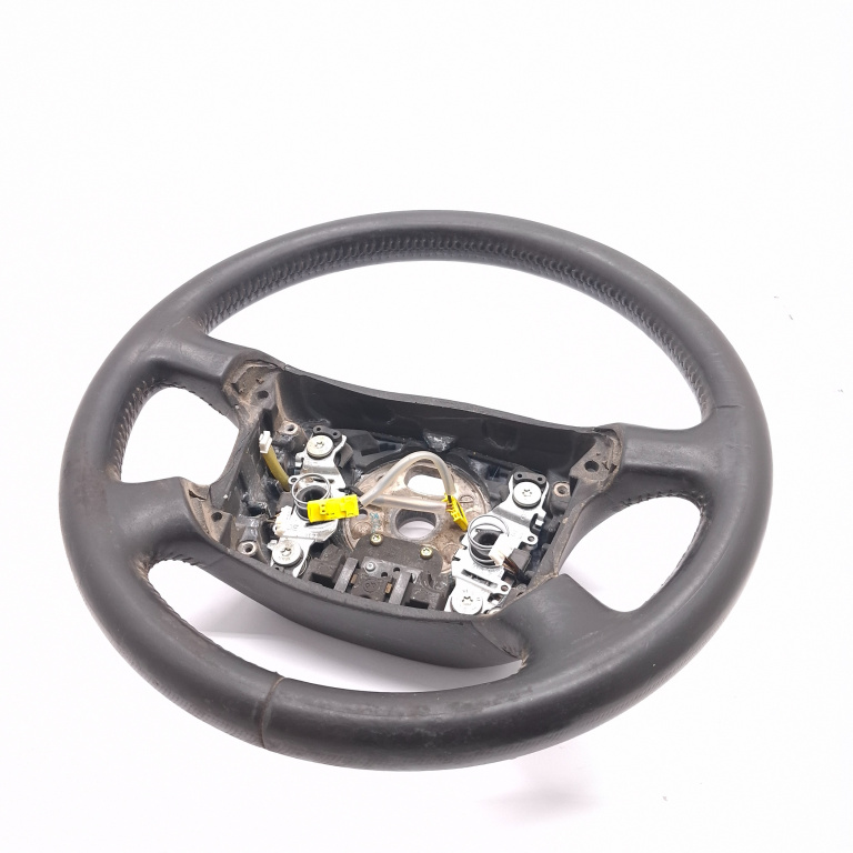 Volan Piele Vw Passat B5, B5.5 1996-2005 1.9 Tdi 4Motion Avf Motorina Comenzi Volan Usoare Urme De Uzura
