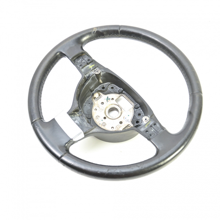 Volan Piele Vw Passat B6 2005-2010 2.0 Tdi Cbab Motorina Usoare Urme De Uzura 3C0419091A, 3C0419091Abe74, 3C041 9091 Abe74, 3C041 9091, 3C0419091, 3C0 419 091