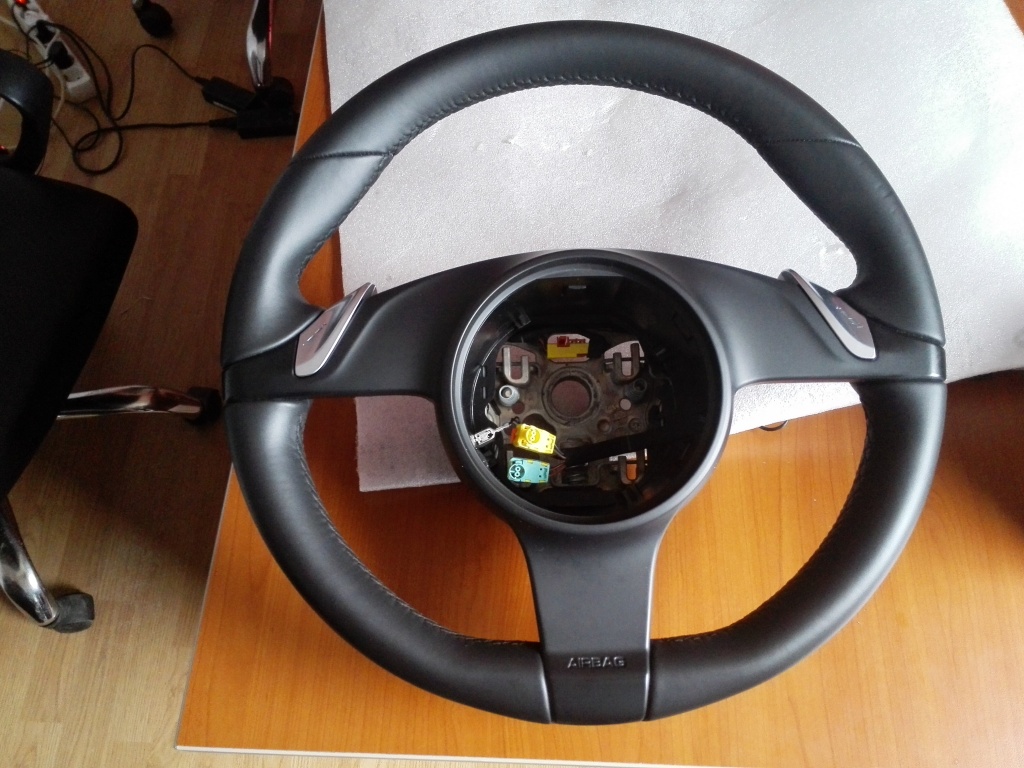 Volan Porshe Cayenne 2012