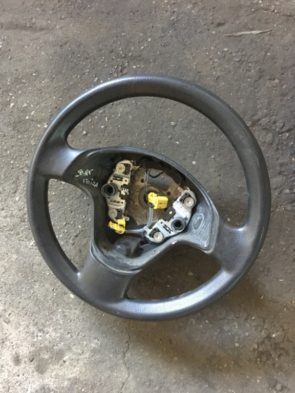 Volan Seat Ibiza 3 [2002 - 2006] Hatchback 3-usi 1.4 TDI MT (75 hp) IV (6L1)
