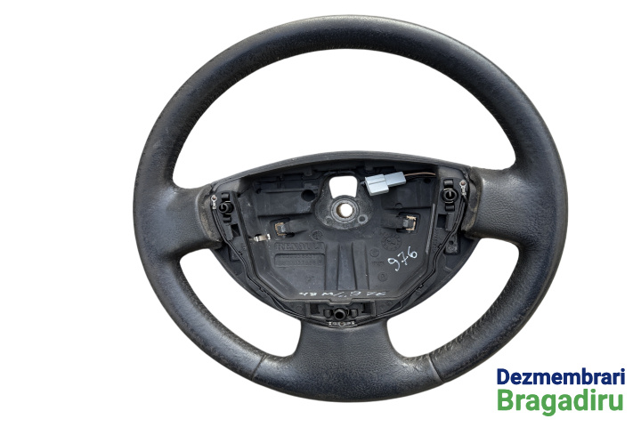 Volan simplu Cod: 8200058851, 8200057666 8200058851, 8200057666 Renault Clio 2 [facelift] [2001 - 2005] Hatchback 5-usi 1.5 dCi MT (82 hp) Cod motor: K9K-B7-02