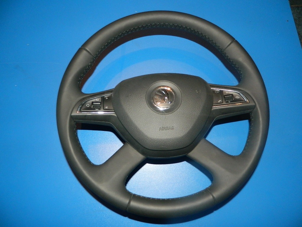 Volan Skoda Octavia 3