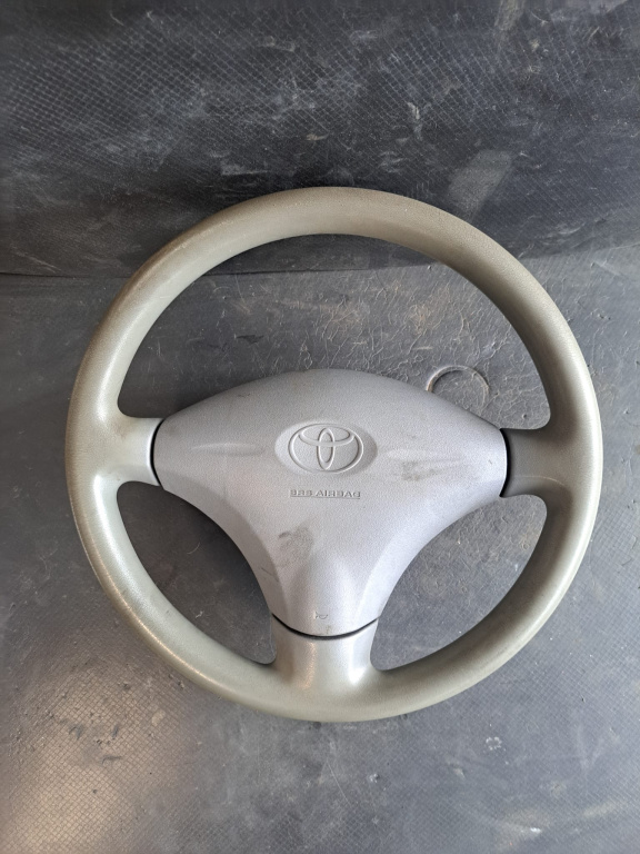Volan TOYOTA YARIS (NCP1 NLP1 SCP1) 1.0 2002 - COD 4518452010