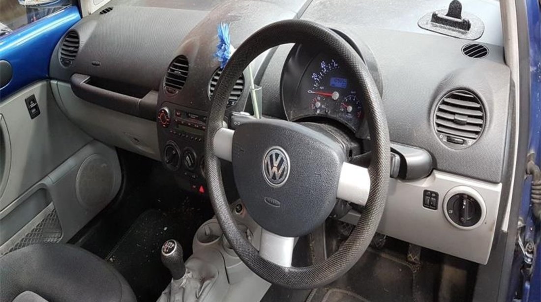 Volan Volkswagen Beetle 2003 Hatchback 2.0 i