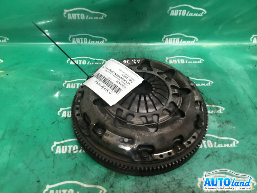 Volanta 1.6 Benzina, Masa Simpla + Placa si Disc Volkswagen GOLF V 1K1 2003