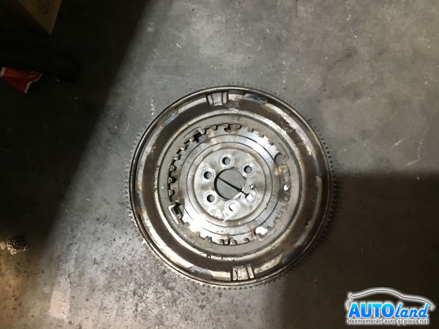 Volanta 1.6 TDI Dsg Cay cu Functie-strat-stop Volkswagen GOLF VI 2008