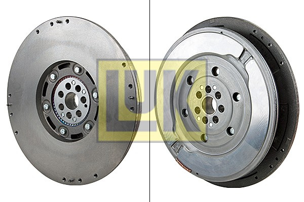 Volanta (415073310 LUK) NISSAN