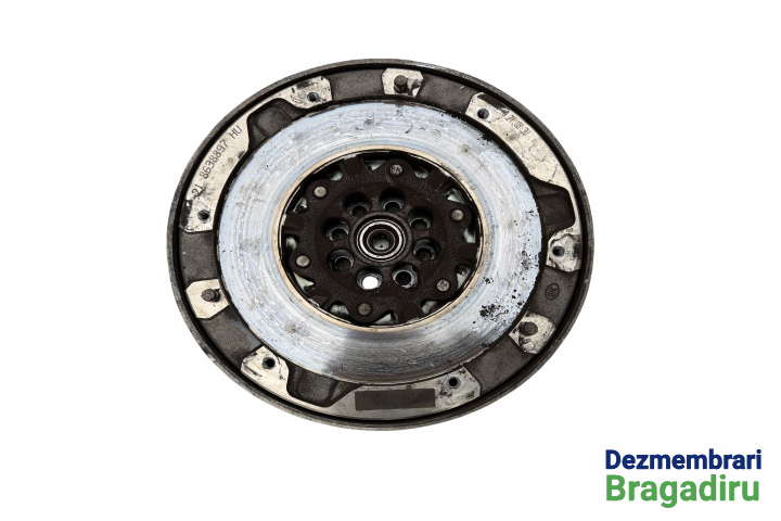 Volanta Cod: 8638897 8638897 BMW Seria 1 F20/F21 [2011 - 2015] Hatchback 5-usi 120d MT (184 hp) Pachet M Cod motor: N47D20C