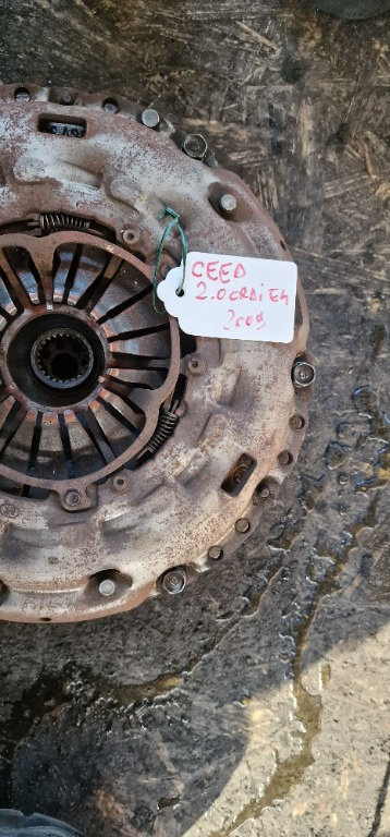 Volanta cu Kit Ambreiaj Kia Ceed Carens Hyundai Sonata 2.0CRDI D4EA