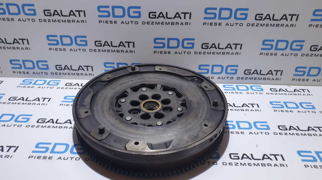 Volanta cu Masa Dubla Ambreiaj LUK BMW Seria 1 F20 F21 116 118 120 125 2.0 D N47 2010 - 2019 Cod 7594958